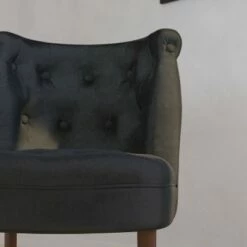 Merrick Lane Accent Side Chair with Curved Back and Rounded Seat Black Fabric Button Tufted Chair with Mahogany Finished Wood Legs -Living Room Chairs store unnamed file 9093
